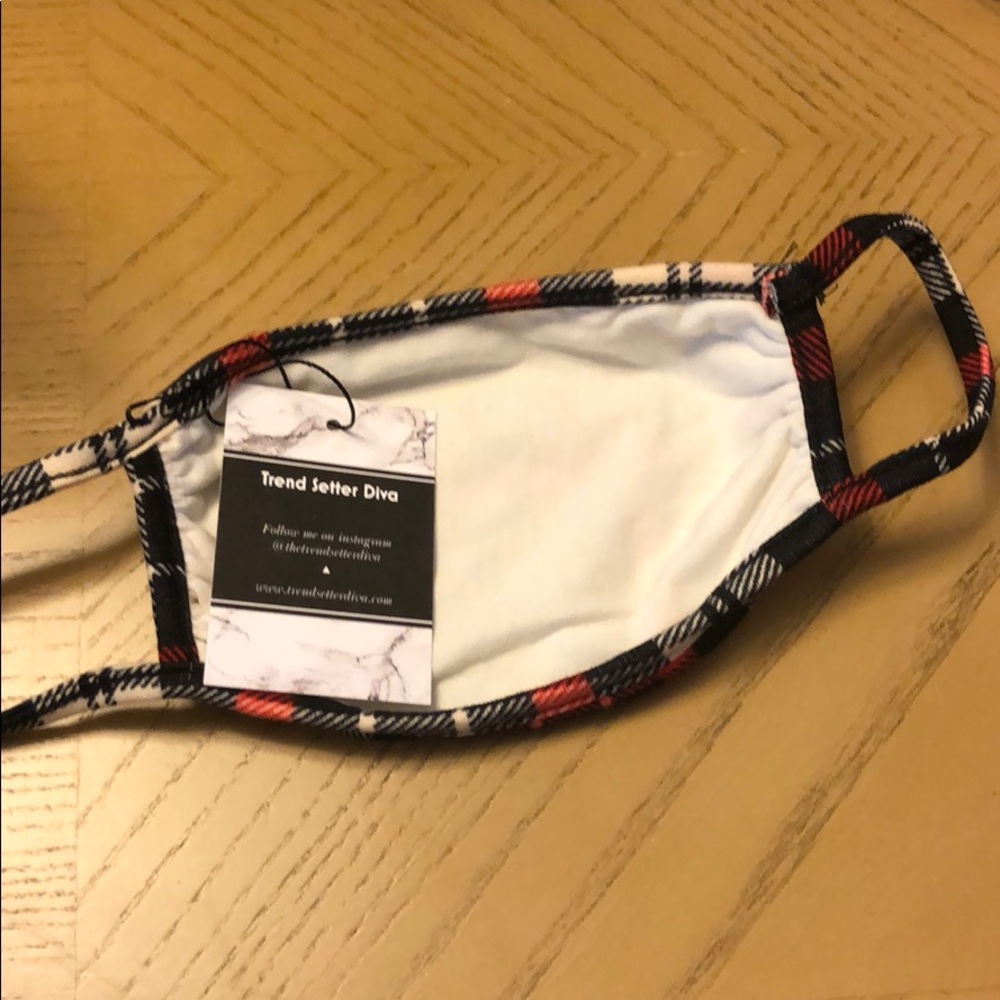 2 for $20! NEW CHERRY PLAID FACE MASK - Picture 3 of 7